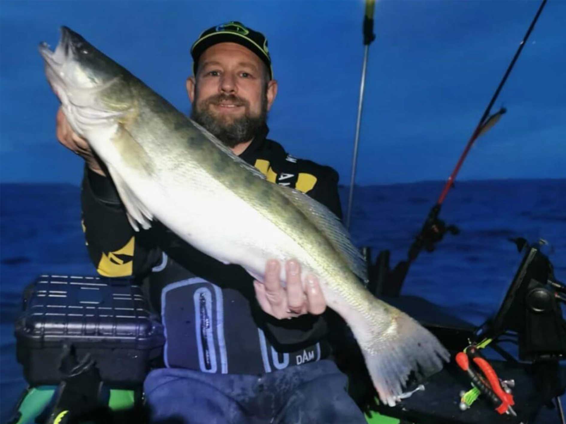 Zanderfang im Bellyboot